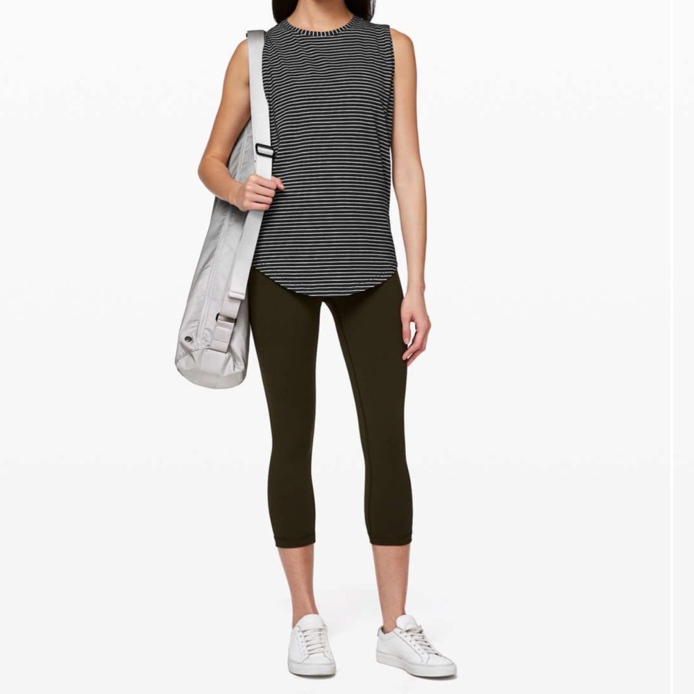 Lululemon Brunswick Muscle Tank Modern Stripe Heathered Black White Size 4